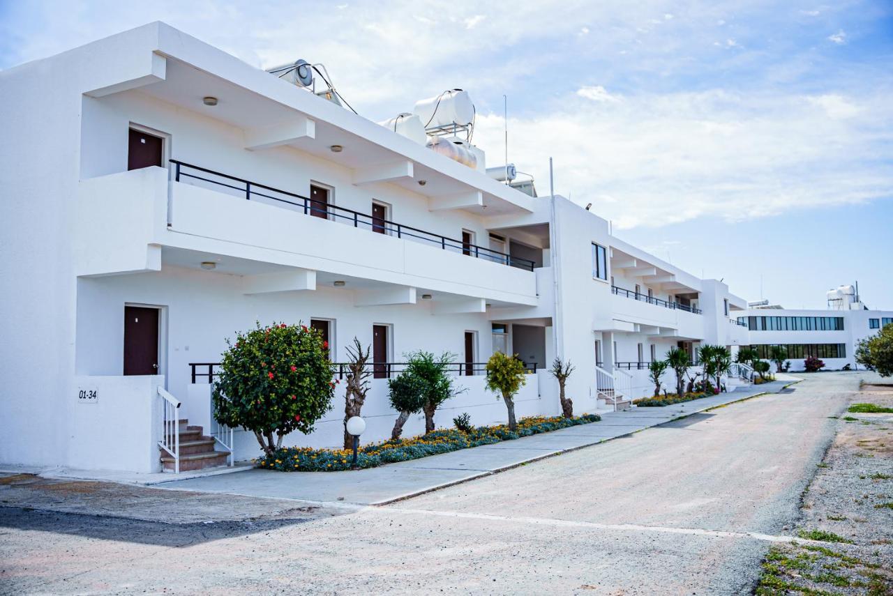 Konnos Bay Gardens Aparthotel โปรทาราส ภายนอก รูปภาพ