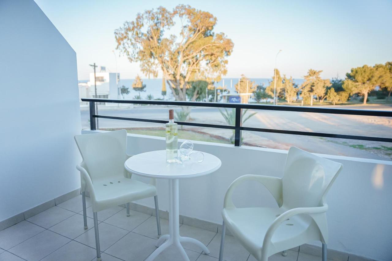 Konnos Bay Gardens Aparthotel โปรทาราส ภายนอก รูปภาพ