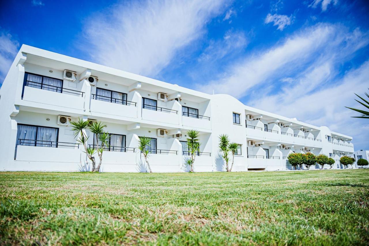 Konnos Bay Gardens Aparthotel โปรทาราส ภายนอก รูปภาพ